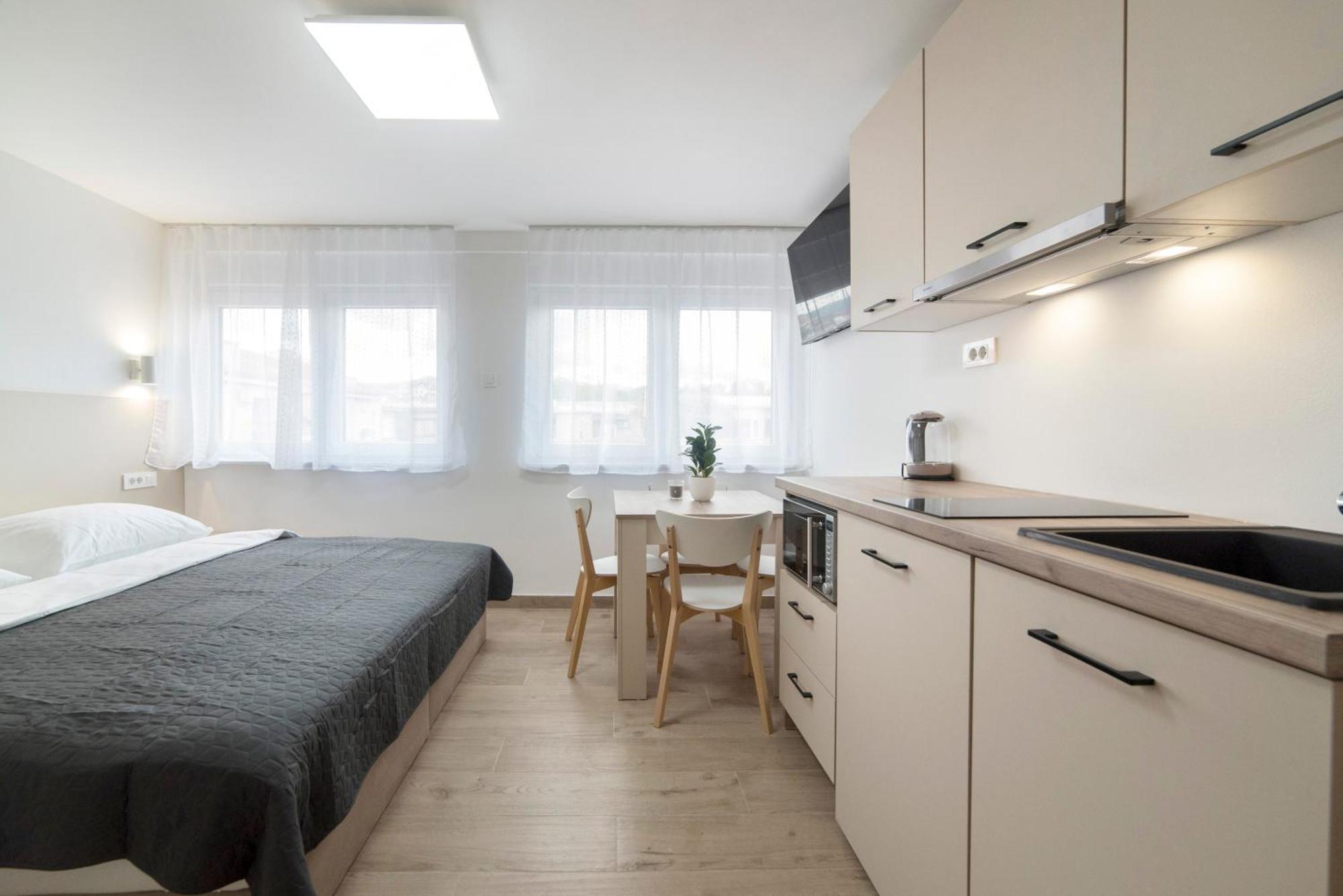 Apartments Pamer, 4Th Floor, No Elevator Zagreb Exterior photo