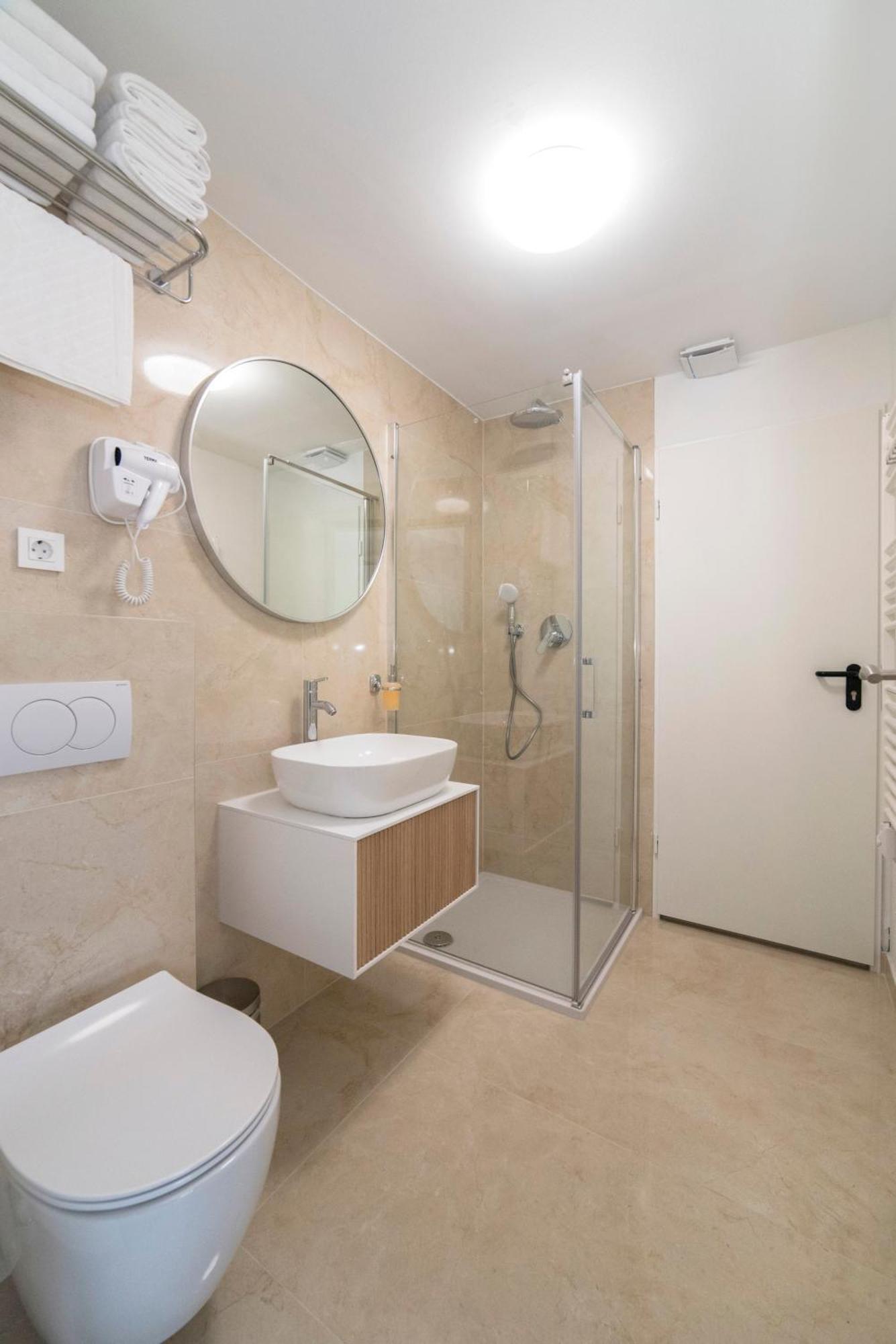Apartments Pamer, 4Th Floor, No Elevator Zagreb Exterior photo