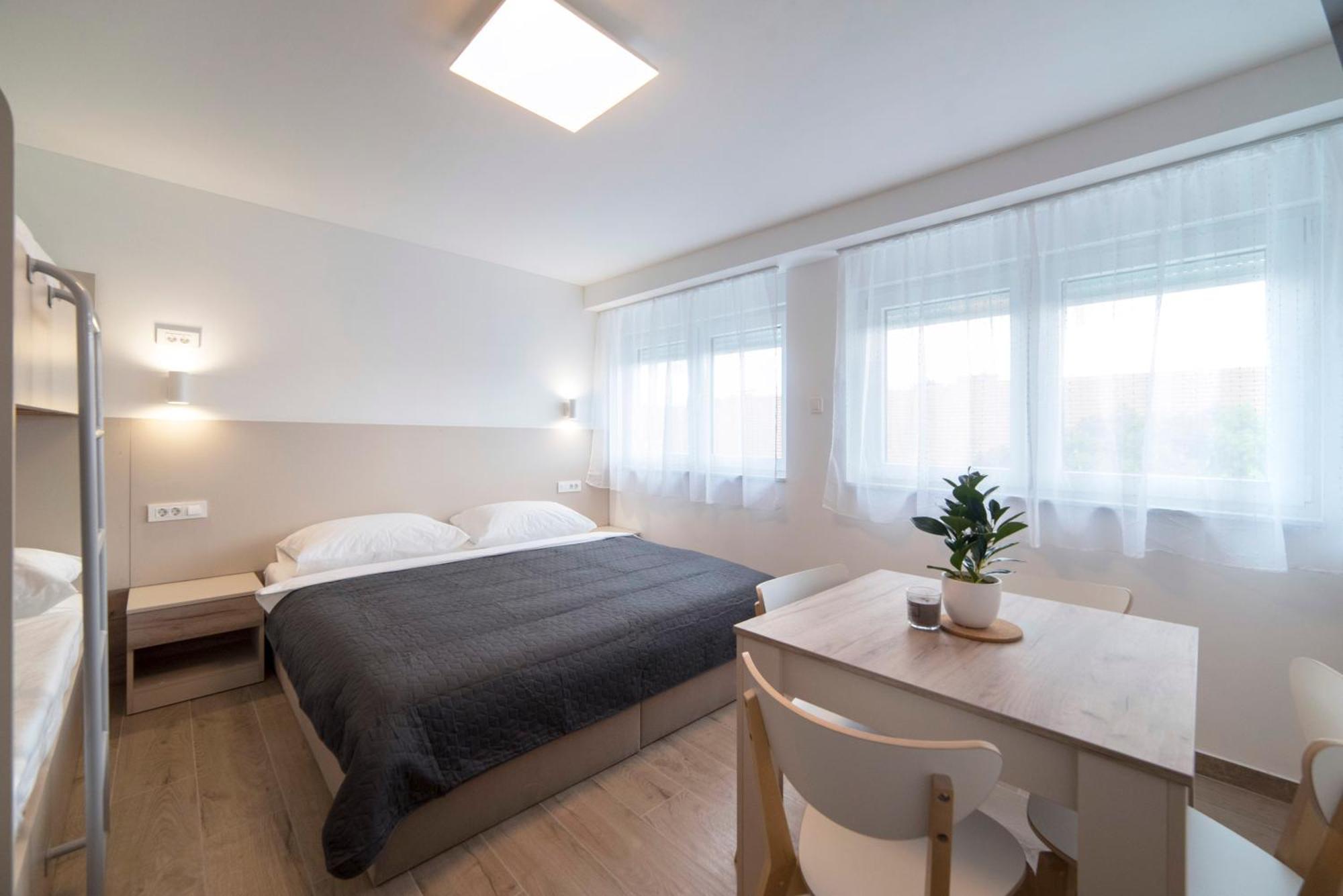 Apartments Pamer, 4Th Floor, No Elevator Zagreb Exterior photo