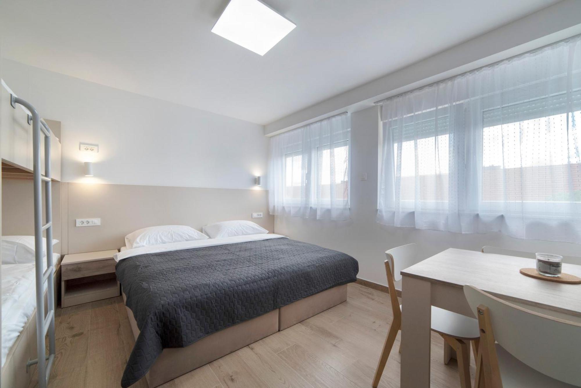 Apartments Pamer, 4Th Floor, No Elevator Zagreb Exterior photo